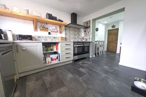 Kitchen- click for photo gallery